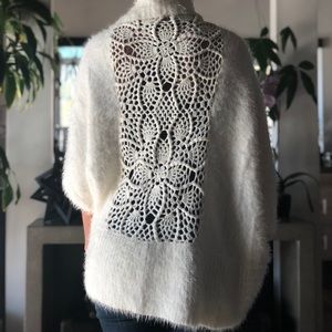 Super soft Miss Kelly 1999 Ivory sweater S/M